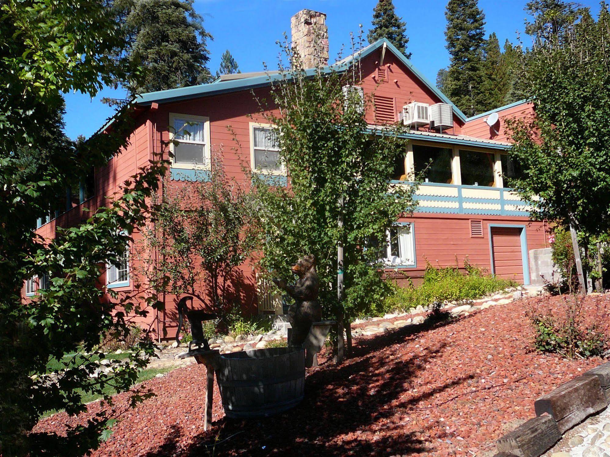 Strawberry Inn Экстерьер фото